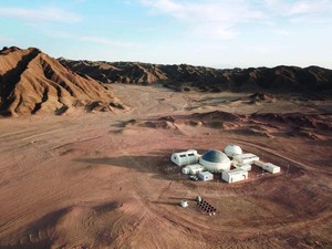 火星基地，航天员离心机训练器，太空返回舱，潜艇模拟器，J15