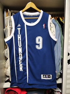 nba雷霆9号伊巴卡二客海军蓝球衣,全新m码刺绣,180左右