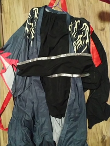 400人付款淘宝【标价出】夷陵老祖cos服,只有衣服(里衣,腰封,下摆