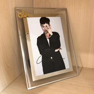 上新,权志龙gd亲笔签名照,含玻璃相框