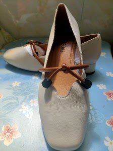 000人付款淘宝34码(22cm)全新,内外全皮"红绶带"鞋细雨微馨150.00