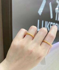 六福珠宝古法戒指