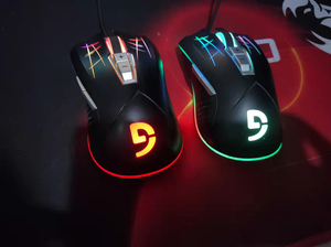 90凯威love淘宝富勒光磁感鼠标g4有线3325竞技芯片rgb彩光游戏电竞