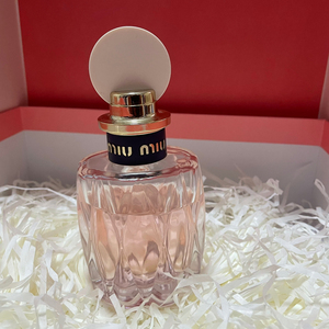 miumiu 粉漾女士淡香氛 分装小样(分装瓶见最后一张图)