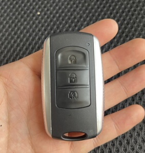 适用于东风风光580 370汽车遥控器智能卡 钥匙一键启动原