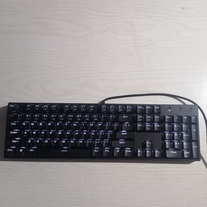 雷神k30c/b,青轴,9新,成色如图,按键全好,手感清脆