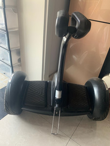 爱沃克i-walk品牌平衡电动车,八成新,2699元买的,没