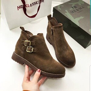 自然卷me&ma热典牛皮真皮秋冬韩版百搭圆头马丁靴皮鞋女