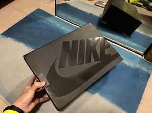 nike x acw联名白色 vomero5 鞋盒 42.