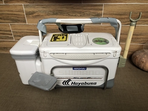 禧玛诺shimano钓箱滩钓箱钓鱼箱,13升,9成新,配件齐