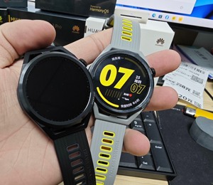 【热门3c数码产品】海外版华为WATCH GT Runner