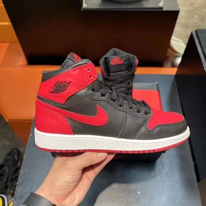 aj1 黑红大禁穿 38.5 原盒