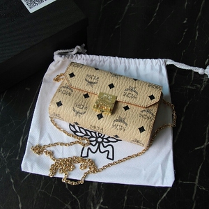 mcm米色信封包小号单肩斜挎正品链条包 有防尘袋