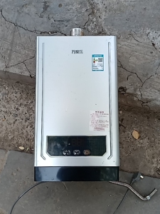 二手燃气热水器万家乐