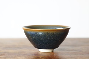 明令窑大天目茶碗，直径12厘米，完美品，无所使用。