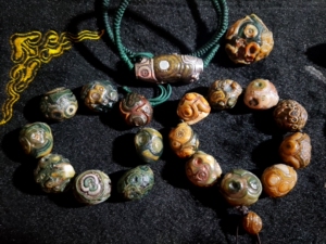 外蒙眼睛石手串天珠戈壁玛瑙血脉筋脉石手串天眼天珠沙漠漆阿拉善