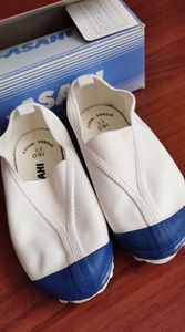 全新朝日asahi小白鞋,日本代购室内鞋 16码