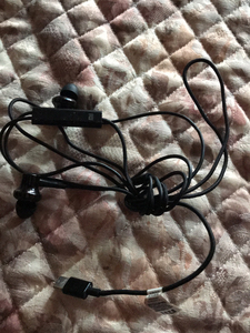 小米降噪耳机2 圈铁.买错了cao