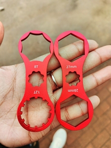 【车店倒闭,低价处理】山地自行车避震器前叉肩盖扳手三拓xcm