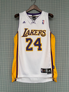 科比球衣阿迪达斯正品