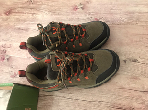雪象登山鞋