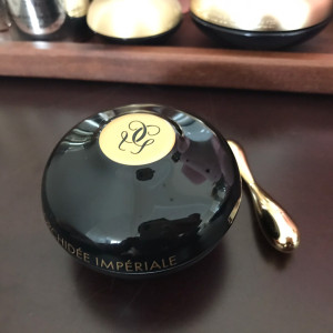 guerlain 娇兰 御庭兰花全效护理霜黑兰眼霜陶瓷外壳