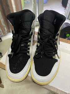 aj1 mid 小伦纳德,正品得物买的,支持鉴定.新旧程度