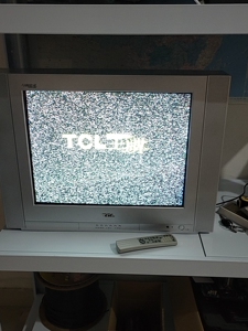 tcl王牌crt老式电视机25寸,全新的,说明书,遥控器都在