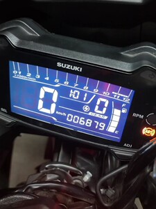 铃木骊驰250摩托车