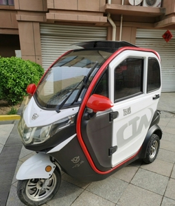 转让白洋淀三轮摩托车老年代步车残疾人三轮摩托车