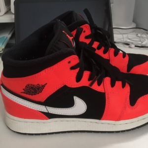 aj1红外线gs 38码 保证正品