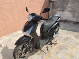 泰国本田15年摩托车大s 米其林前后轮胎 前后日清联动