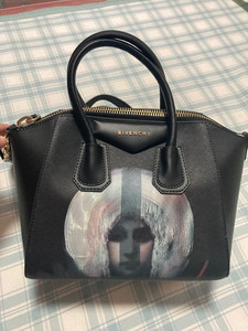 00同款货源buybuybaby0522淘宝纪梵希givenchy圣母手拿包手包0人