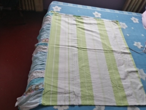 条纹的9新,边边有点稍微泛