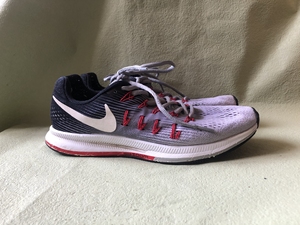 正品耐克air zoom pegasus 33灰黑红配色飞马