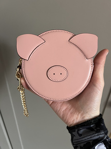全新正品 coach/蔻驰  小猪零钱包 粉粉嫩嫩,很可爱