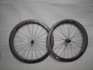 野兽公路碳刀轮组50碳刀圈刹碟刹碳刀 野兽全碳公路轮组 50