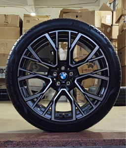 宝马x5原车轮毂