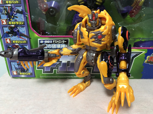 变形金刚bw超能勇士金属变体三代黄豹