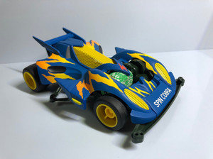 蓝色旋转眼镜蛇四驱车,哑光漆全喷车壳,加网,有喜欢的朋友可以