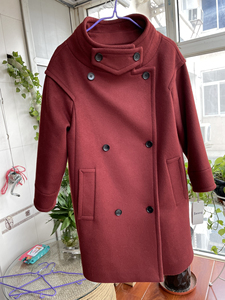 萨侬滕氏大衣160号全新带吊牌女士纯毛大衣.衣服太多转手.非