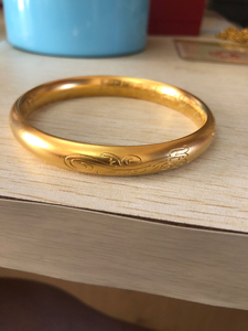 周大福传承 黄金足金999 手镯 圈口60 克重55.94