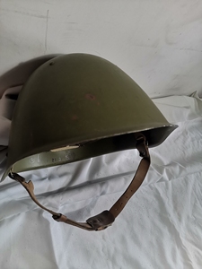 tb412393097淘宝苏联ssh68钢盔,3号,最大号,边缘有些小掉漆.