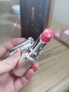 000人付款淘宝日本jillstuart吉尔斯图亚特花舞光恋唇膏