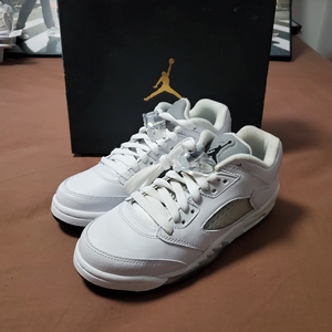 【36】【全新原盒】aj5low白银 36 左右脚鞋帮 网格