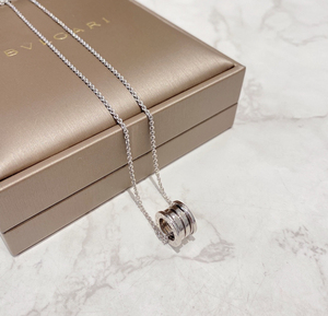 宝格丽 bzero1 白金经典弹簧系列项链 ,专柜价3380