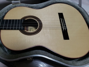 塔卡伍德c90全单古典吉他,状态音色非常好