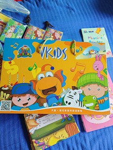 天童美语教材 非全新 使用一点点 太重 不包邮 光盘全 其