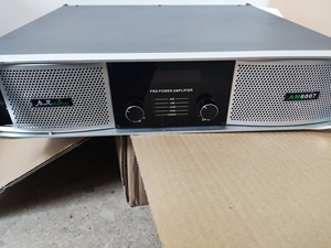 nrs am6007 专业级纯数字后级功放