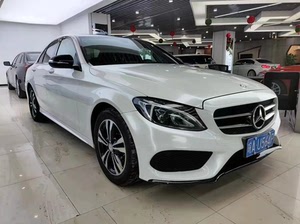 16年1月,奔驰c200,10万公里,精品车况,挂价19.